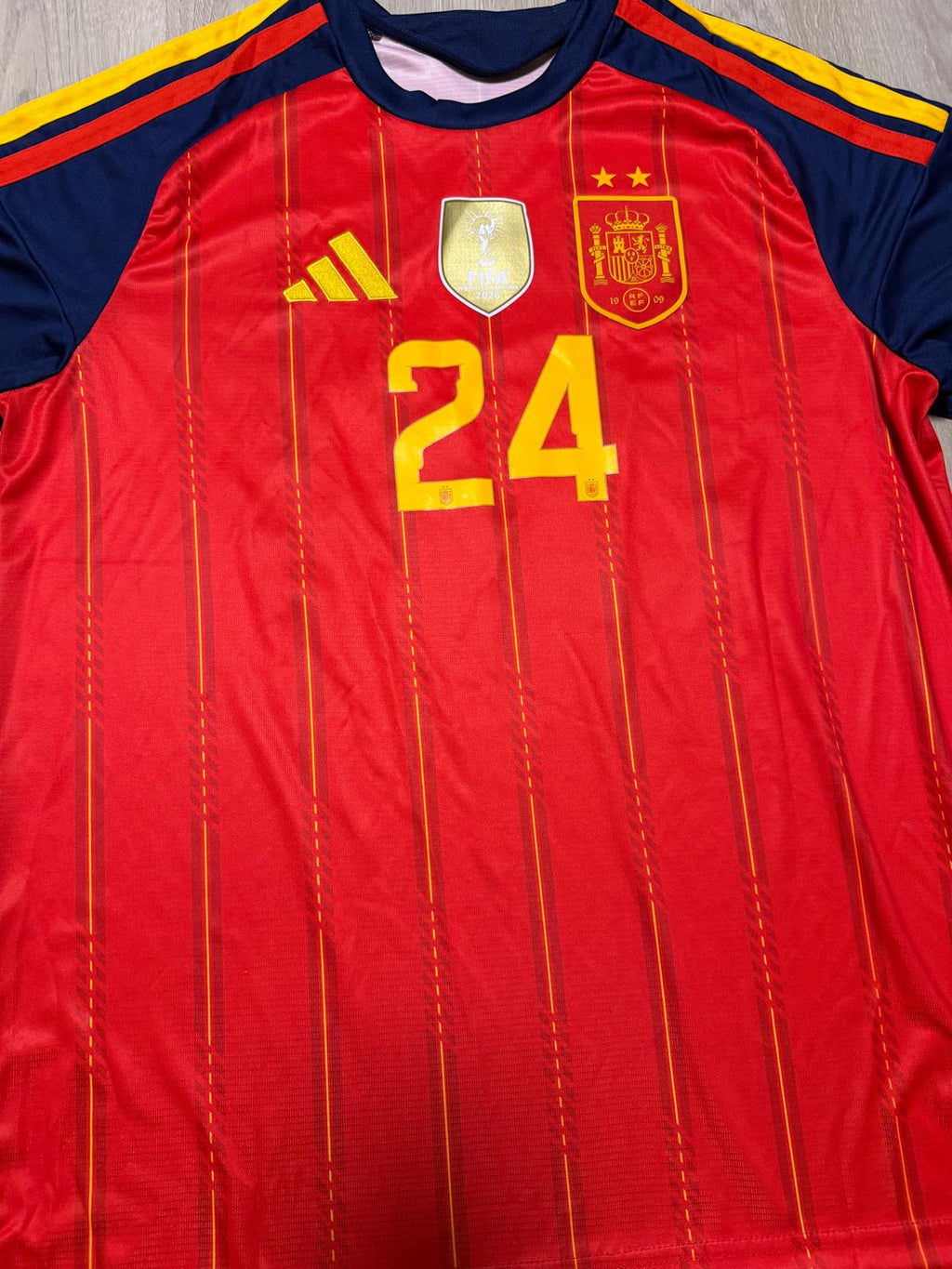 Camiseta España cucurella Talla L